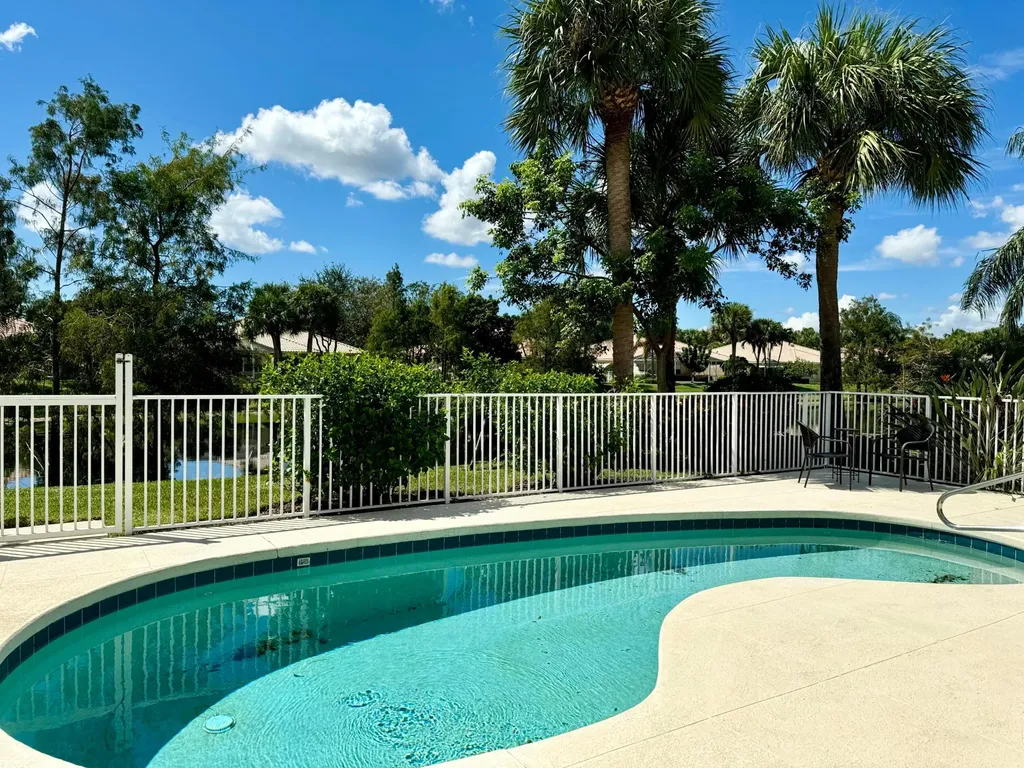 8262 Dominica Place Wellington FL 33414