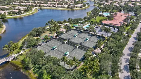 8262 Dominica Place Wellington FL 33414
