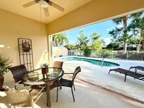 8262 Dominica Place Wellington FL 33414