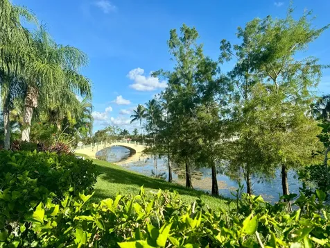 8262 Dominica Place Wellington FL 33414