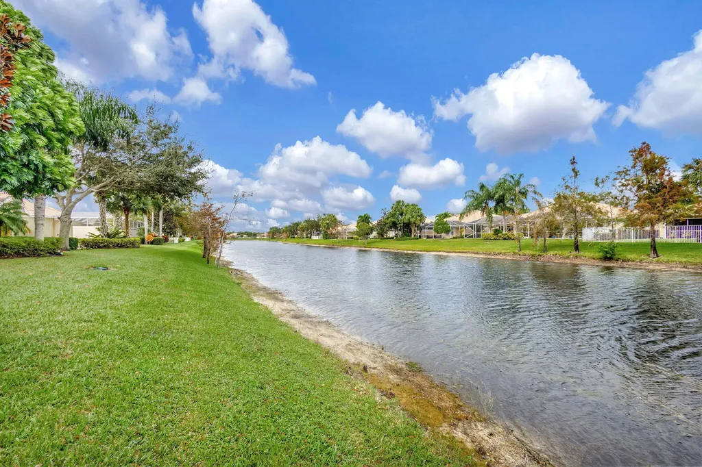 8241 Tobago Lane Wellington FL 33414