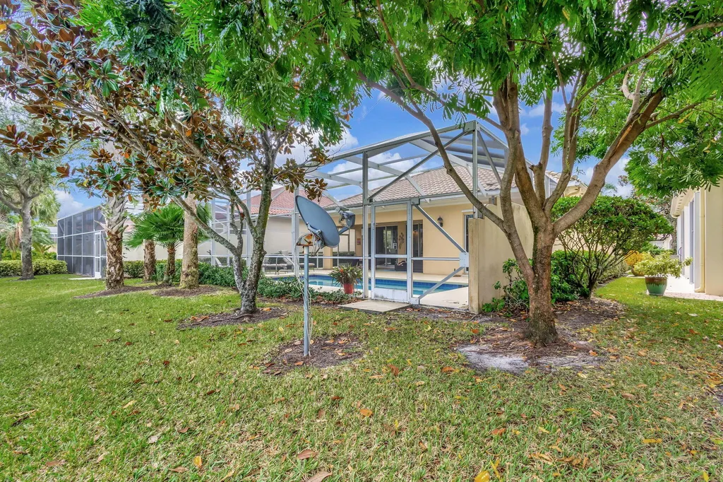 8241 Tobago Lane Wellington FL 33414