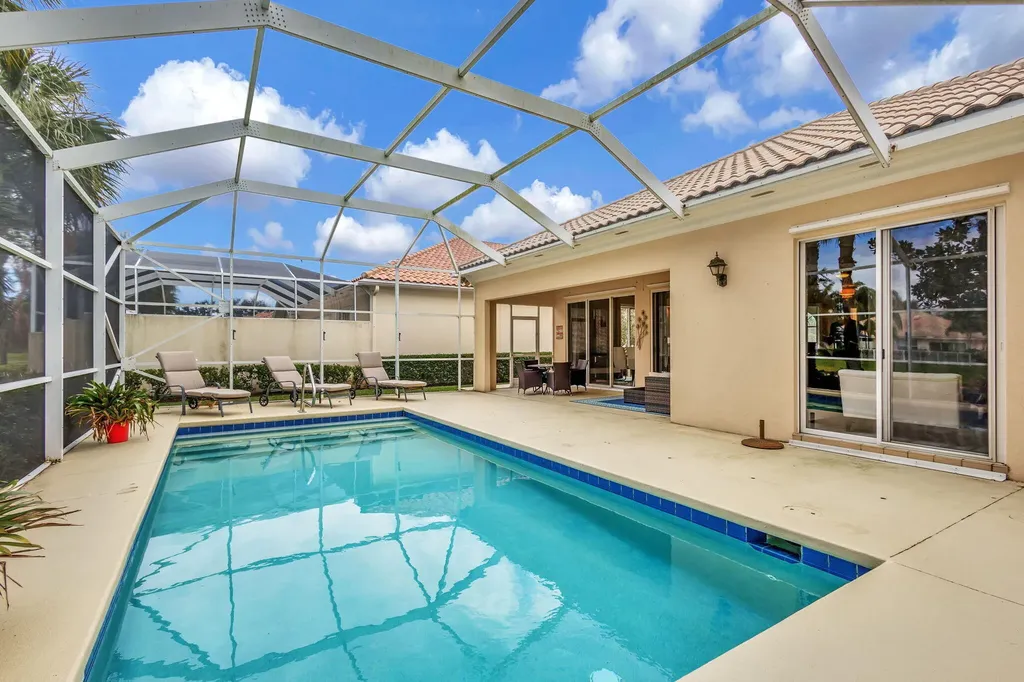 8241 Tobago Lane Wellington FL 33414