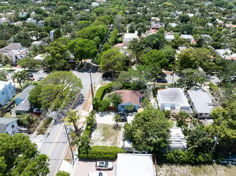 1915 Lake Avenue West Palm Beach FL 33401