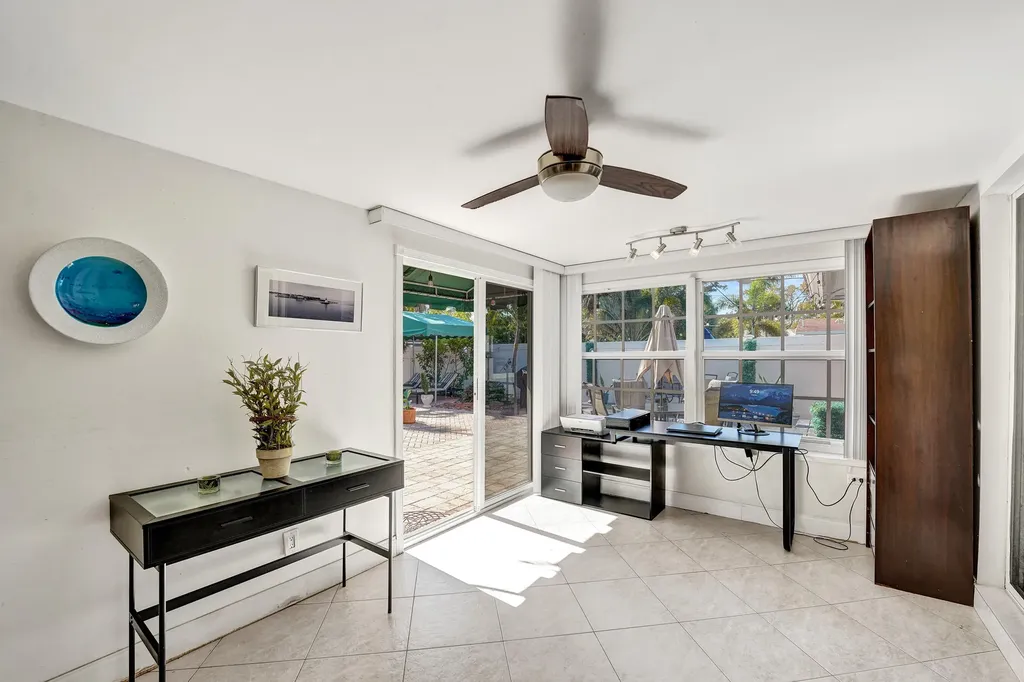 1036 NE 9th Avenue Fort Lauderdale FL 33304
