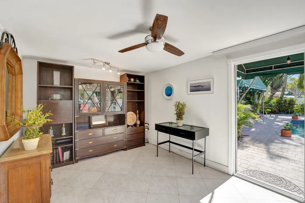 1036 NE 9th Avenue Fort Lauderdale FL 33304