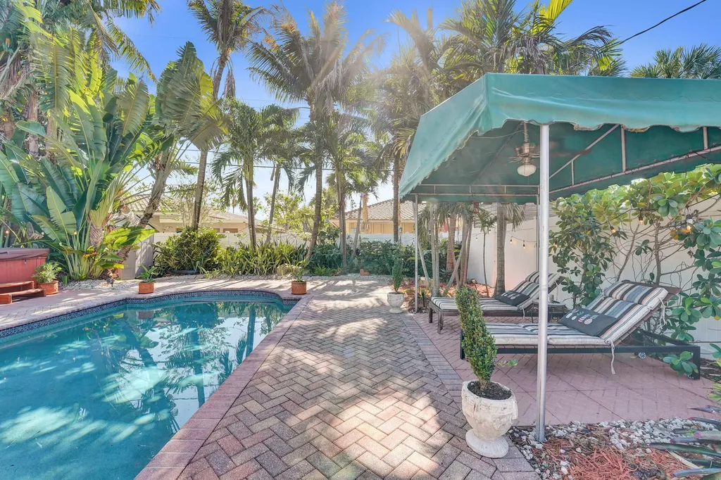 1036 NE 9th Avenue Fort Lauderdale FL 33304