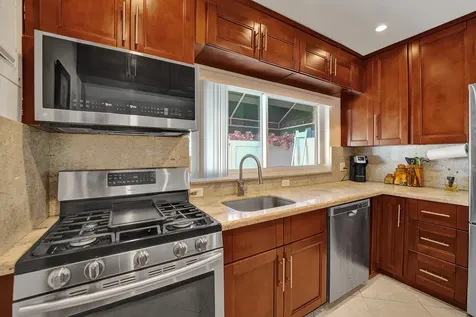 1036 NE 9th Avenue Fort Lauderdale FL 33304