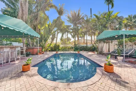 1036 NE 9th Avenue Fort Lauderdale FL 33304
