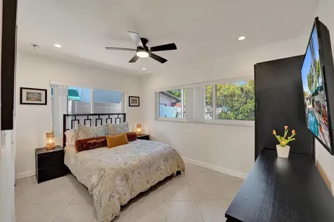 1036 NE 9th Avenue Fort Lauderdale FL 33304
