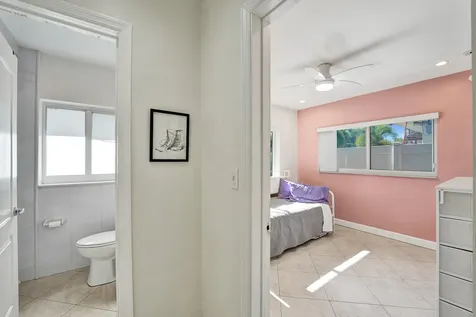 1036 NE 9th Avenue Fort Lauderdale FL 33304