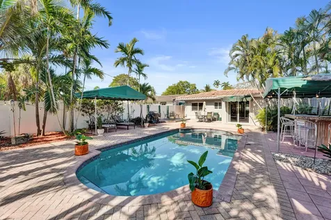 1036 NE 9th Avenue Fort Lauderdale FL 33304