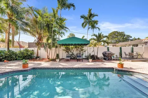 1036 NE 9th Avenue Fort Lauderdale FL 33304