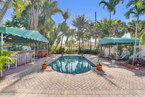 1036 NE 9th Avenue Fort Lauderdale FL 33304