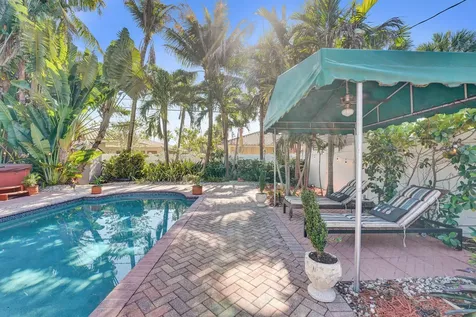 1036 NE 9th Avenue Fort Lauderdale FL 33304