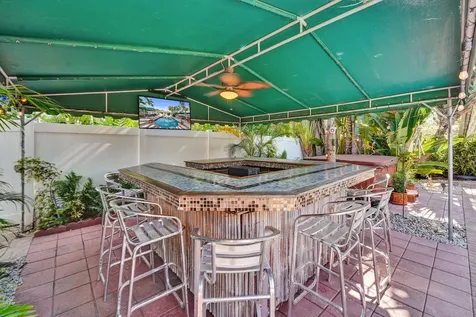 1036 NE 9th Avenue Fort Lauderdale FL 33304