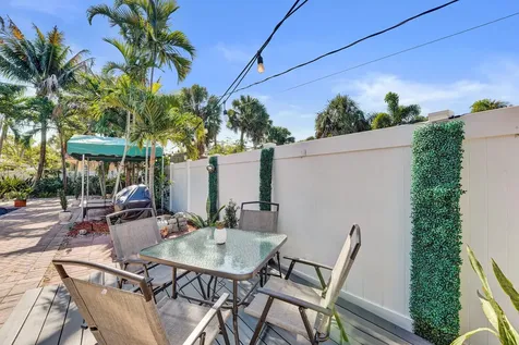 1036 NE 9th Avenue Fort Lauderdale FL 33304