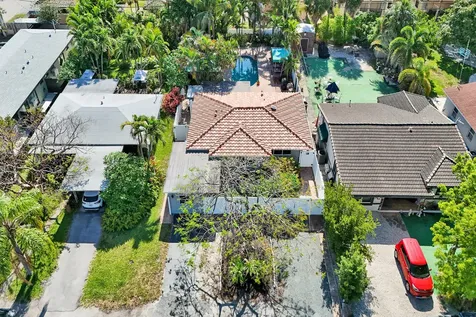 1036 NE 9th Avenue Fort Lauderdale FL 33304