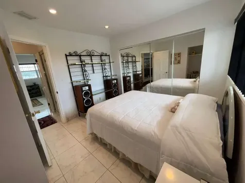 4706 NW 36th Street Lauderdale Lakes FL 33319
