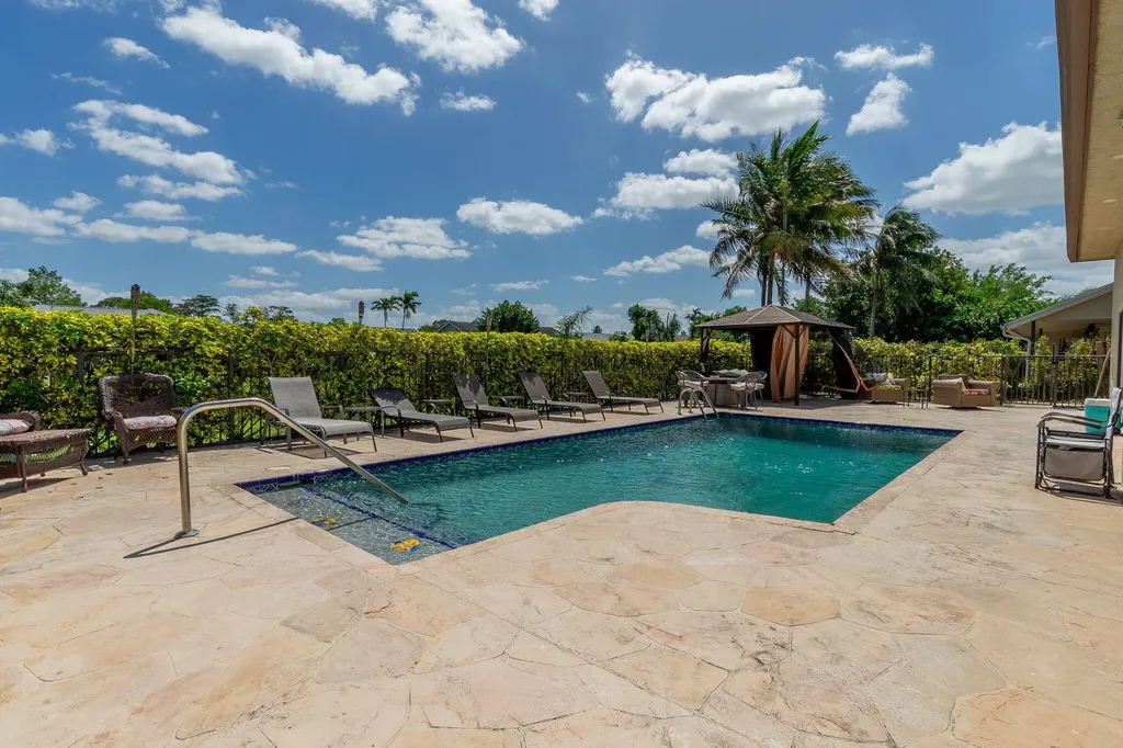 13621 Barberry Drive Wellington FL 33414