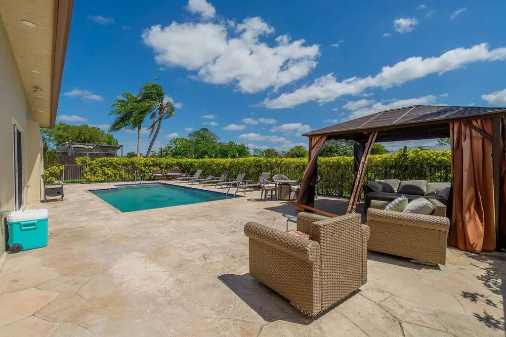13621 Barberry Drive Wellington FL 33414
