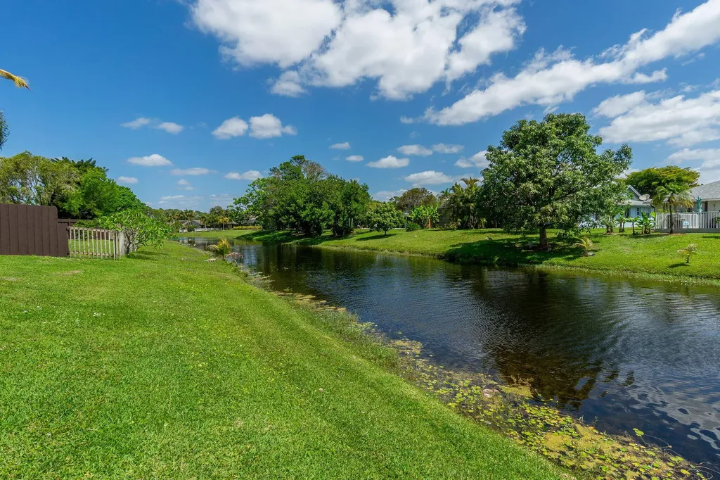 13621 Barberry Drive Wellington FL 33414