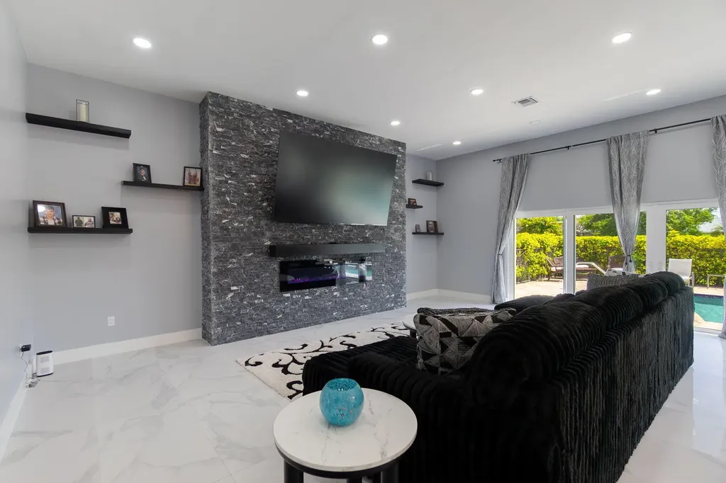 13621 Barberry Drive Wellington FL 33414