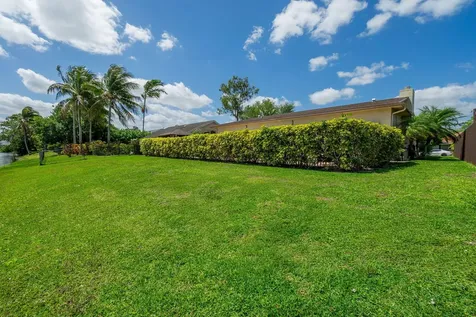 13621 Barberry Drive Wellington FL 33414