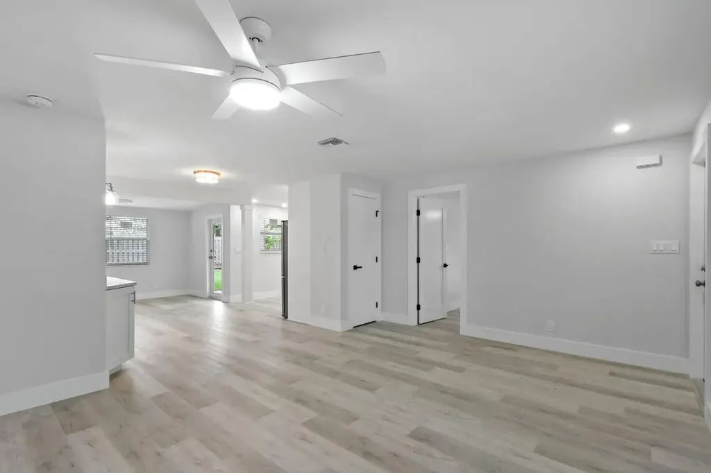 12091 Colony Avenue Palm Beach Gardens FL 33410