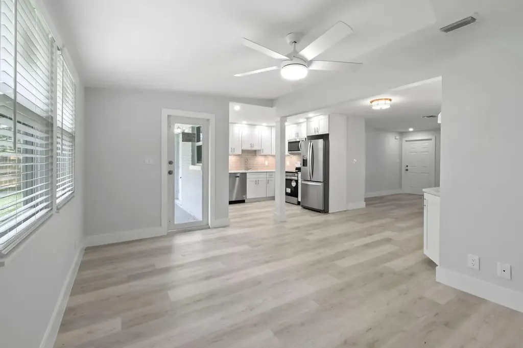 12091 Colony Avenue Palm Beach Gardens FL 33410