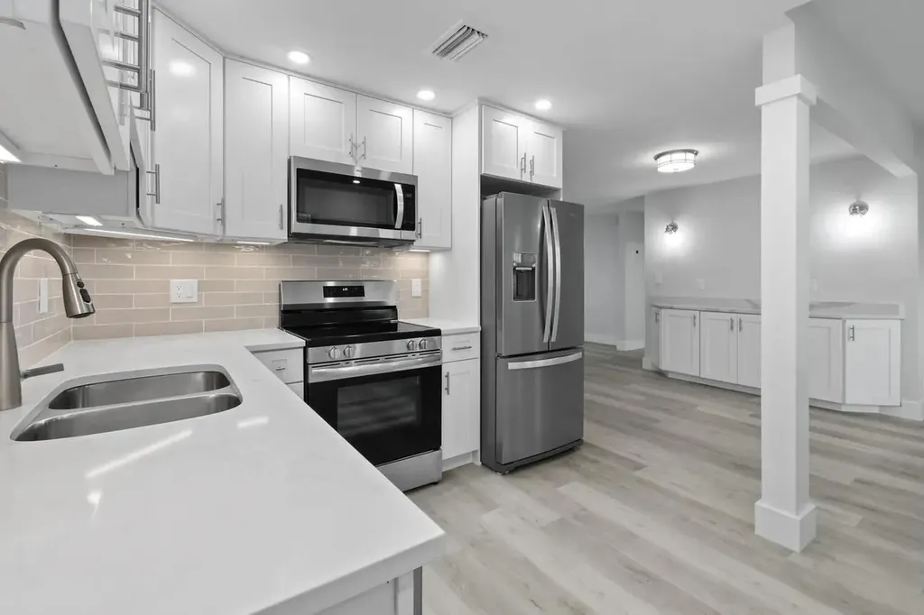 12091 Colony Avenue Palm Beach Gardens FL 33410