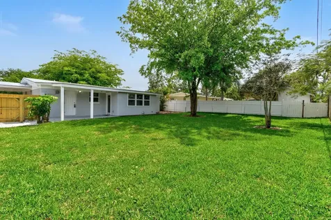 12091 Colony Avenue Palm Beach Gardens FL 33410