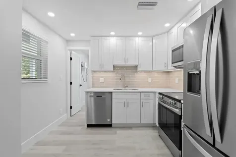12091 Colony Avenue Palm Beach Gardens FL 33410
