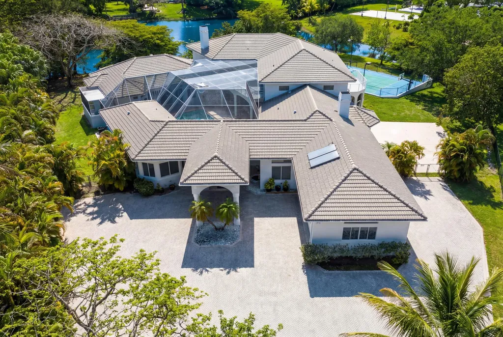 4010 NW 100th Avenue Coral Springs FL 33065