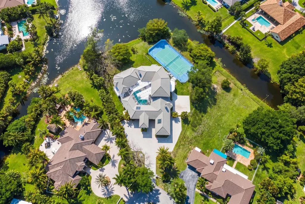 4010 NW 100th Avenue Coral Springs FL 33065