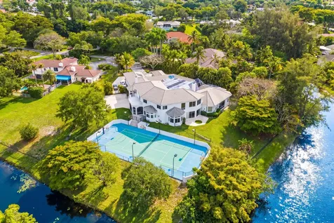 4010 NW 100th Avenue Coral Springs FL 33065