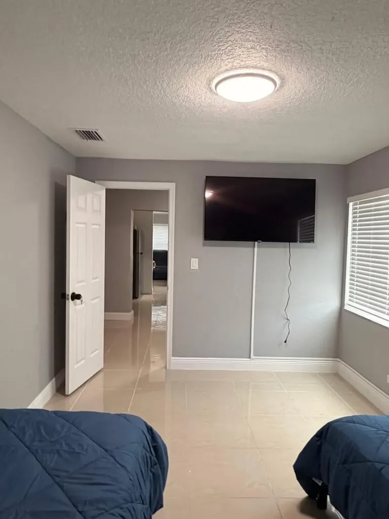 1558 NW 5th Avenue Pompano Beach FL 33060