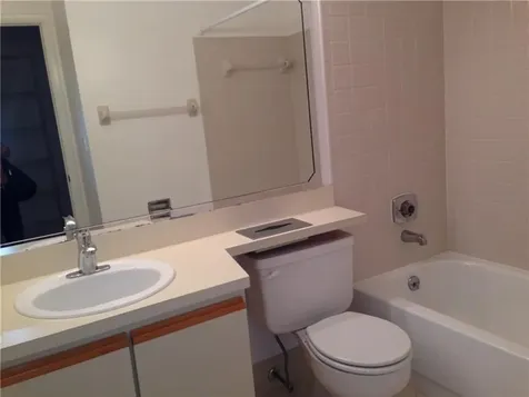 4716 NW 82nd Avenue Lauderhill FL 33351