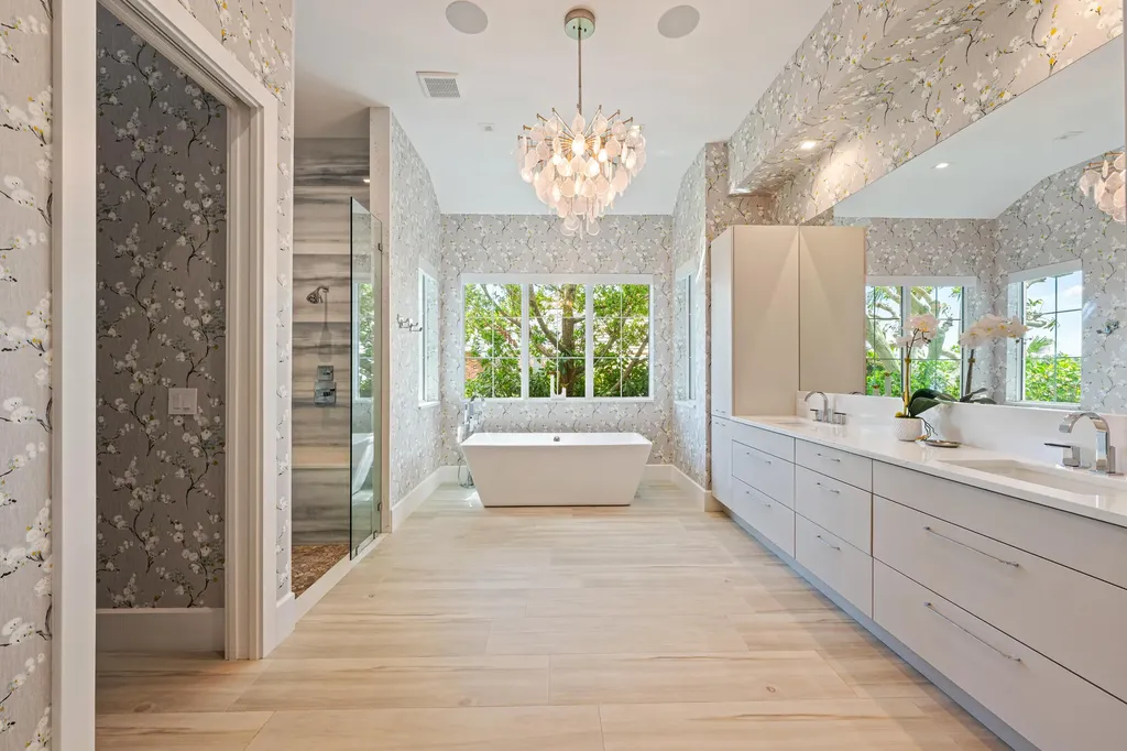 11730 Lake Shore Place North Palm Beach FL 33408