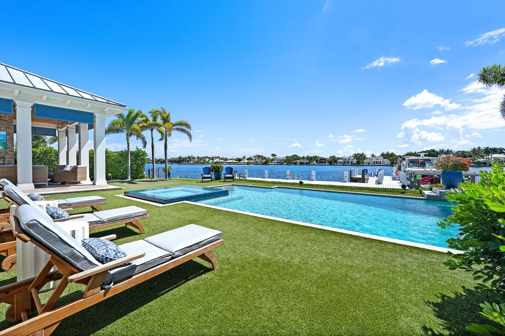 11730 Lake Shore Place North Palm Beach FL 33408