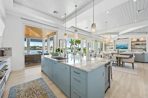 11730 Lake Shore Place North Palm Beach FL 33408
