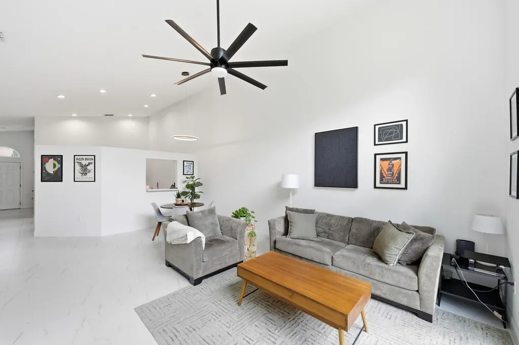 6581 Marissa Circle Lake Worth FL 33467