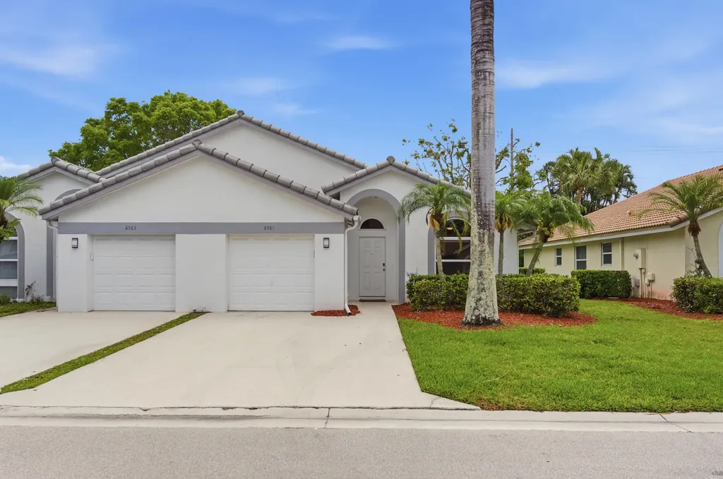 6581 Marissa Circle Lake Worth FL 33467
