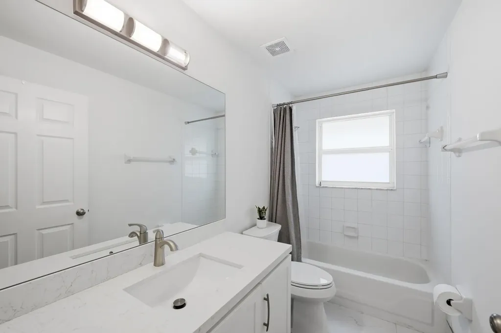 6581 Marissa Circle Lake Worth FL 33467