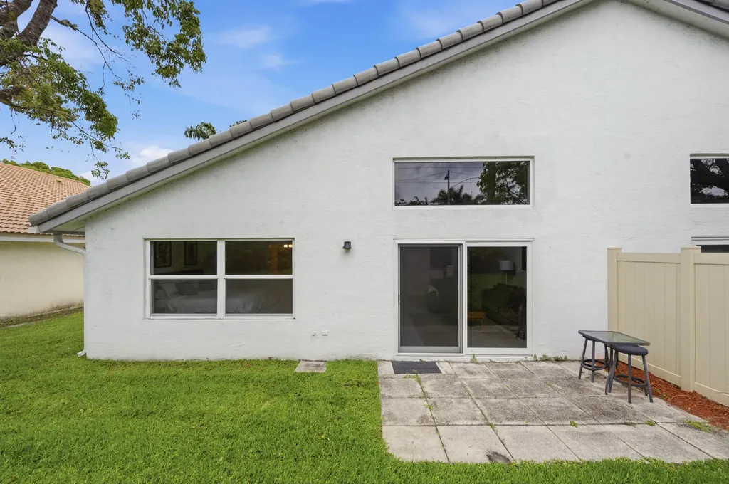 6581 Marissa Circle Lake Worth FL 33467