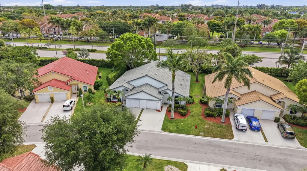 6581 Marissa Circle Lake Worth FL 33467