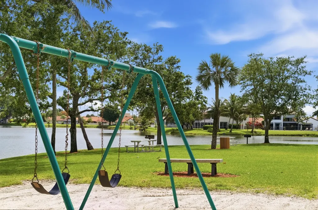6581 Marissa Circle Lake Worth FL 33467