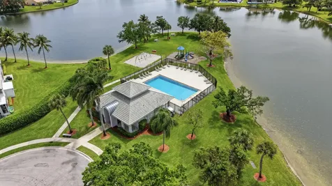 6581 Marissa Circle Lake Worth FL 33467