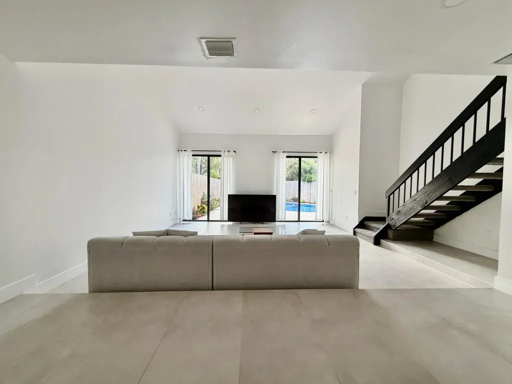 7657 Sierra Terrace W Boca Raton FL 33433