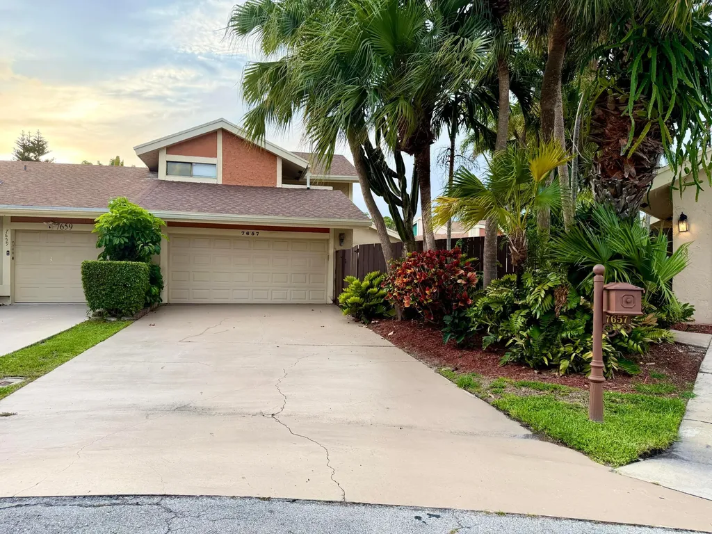 7657 Sierra Terrace W Boca Raton FL 33433
